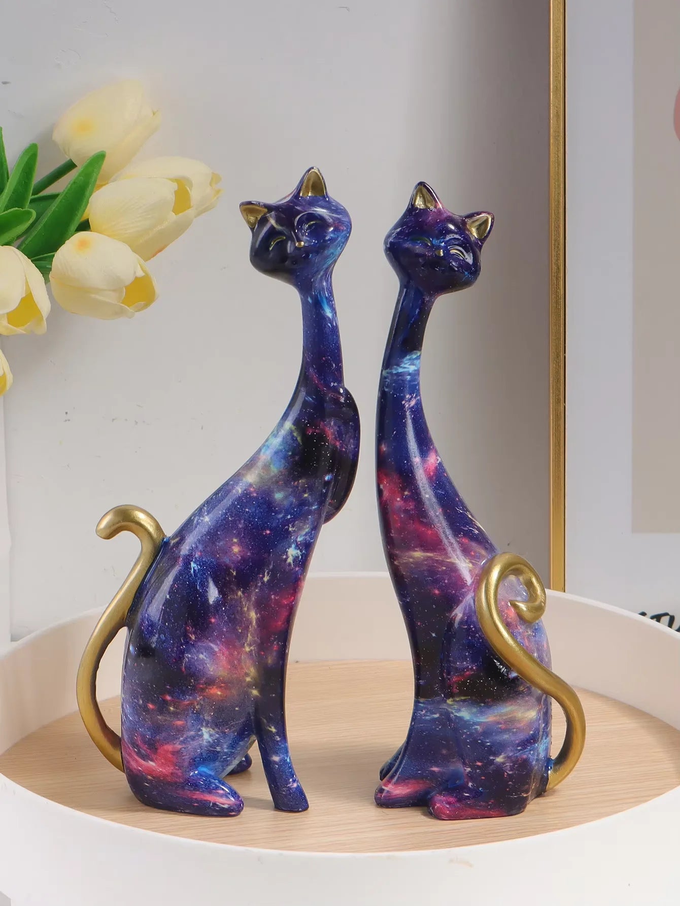 Artistic Watercolor Cat Couple Statues - Modern Resin Cat Figurine Set with Gold Details