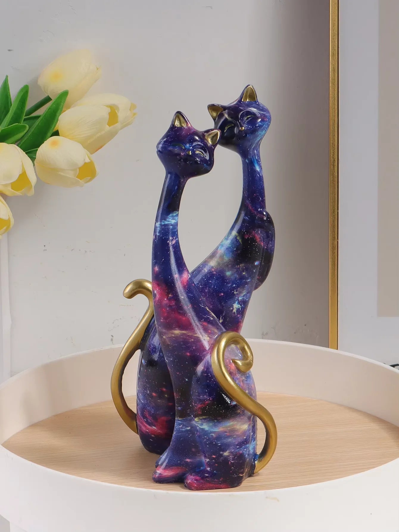 Artistic Watercolor Cat Couple Statues - Modern Resin Cat Figurine Set with Gold Details