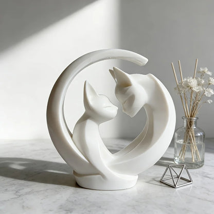 Minimalist Interactive Hugging Cats Statue - Modern Ceramic-Style Silhouette Sculpture for Bedroom Nightstand & Romantic Home Decor