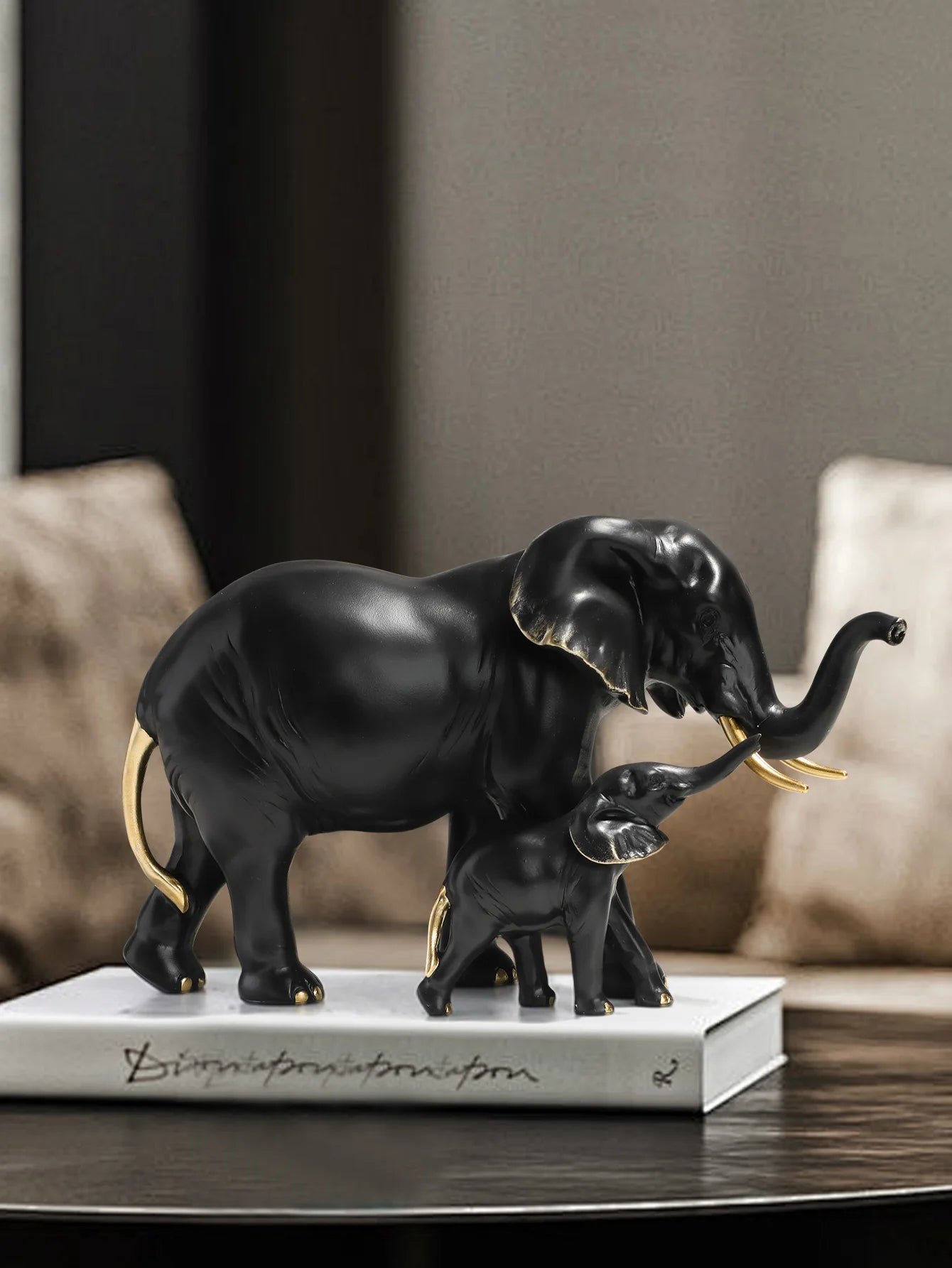 Mother & Child Elephant Sculpture - Modern Resin Family Decor