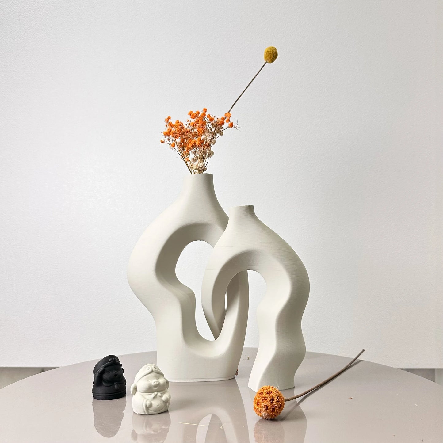 Interlocking Ceramic-Style Vases - Modern 2-Piece Abstract Set