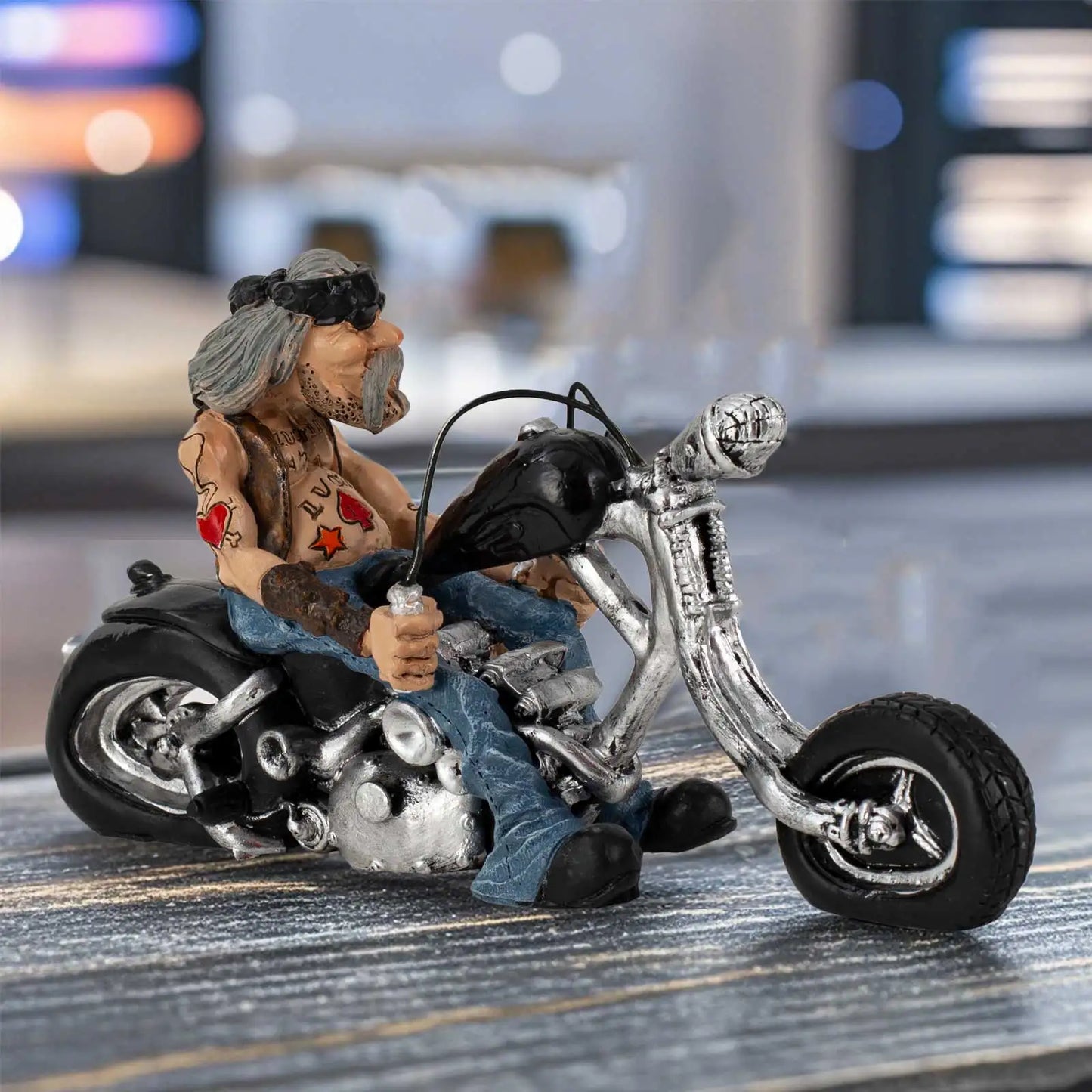 Funny Biker Resin Figurine - Modern Retro Motorcycle Rider Statue & Creative Desktop Ornament for Office, Garage & Men's Gift