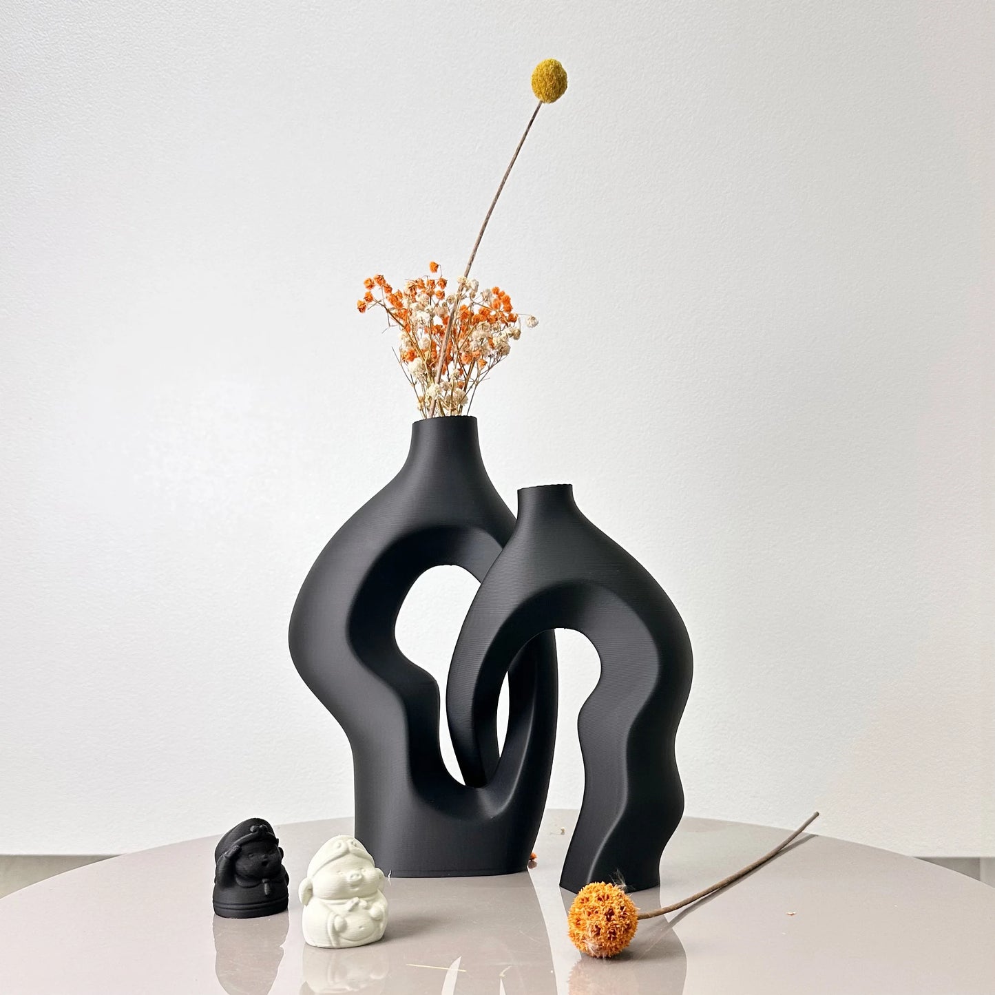 Interlocking Ceramic-Style Vases - Modern 2-Piece Abstract Set
